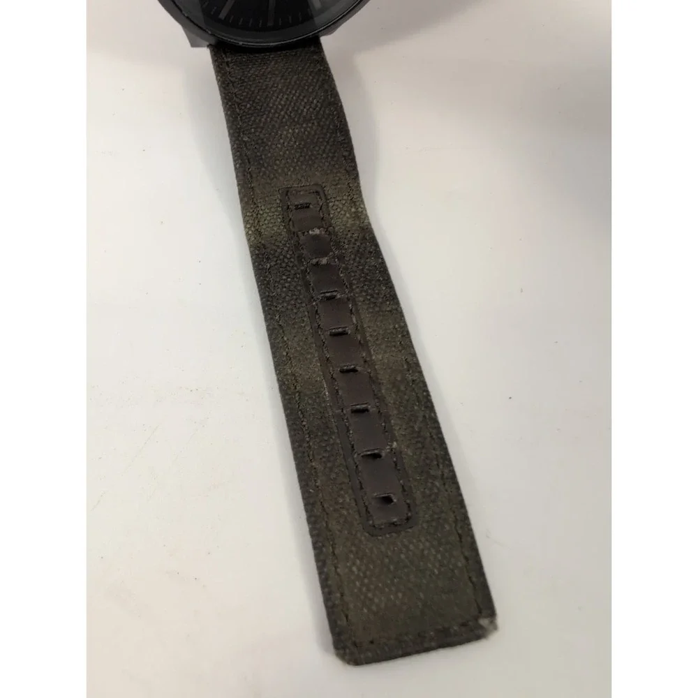 Nixon The Chronicle SS 100M Magnified Swiss Movement Wrist‎ Watch Green Band